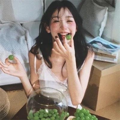 爱在弹指间